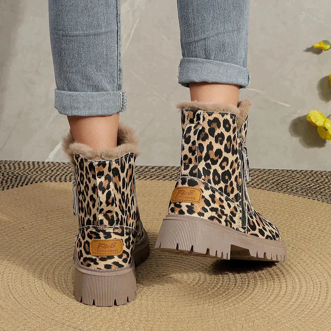 Larissa™ | Stilvolle Stiefel mit Leopardenmuster
