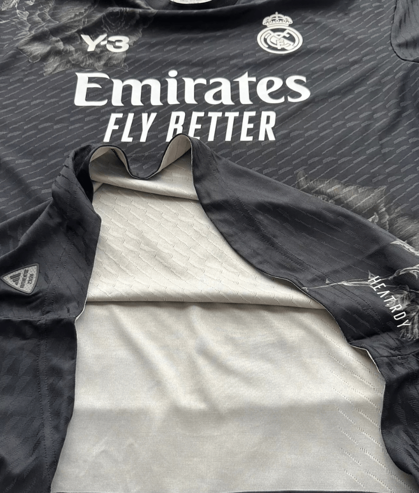 Real Madrid Trikot 2023/24 Y-3 Collab Schwarz
