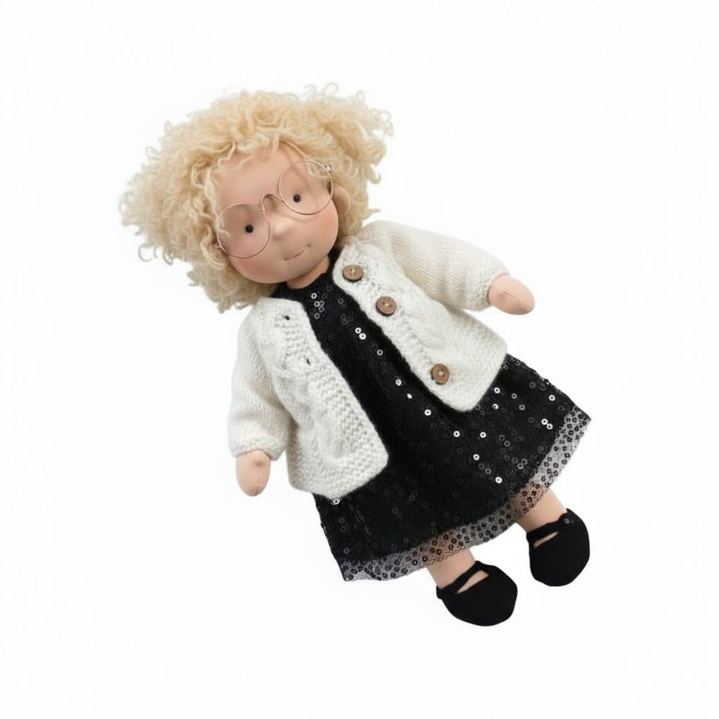 Elora Handgemachte Waldorfpuppe – Natur Baumwoll Kuschelpuppe für kreatives Spiel