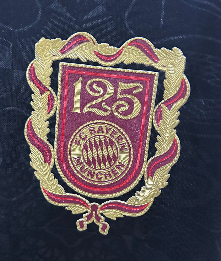 Bayern München Trikot 2024/25 125th Anniversary Black Special Edition
