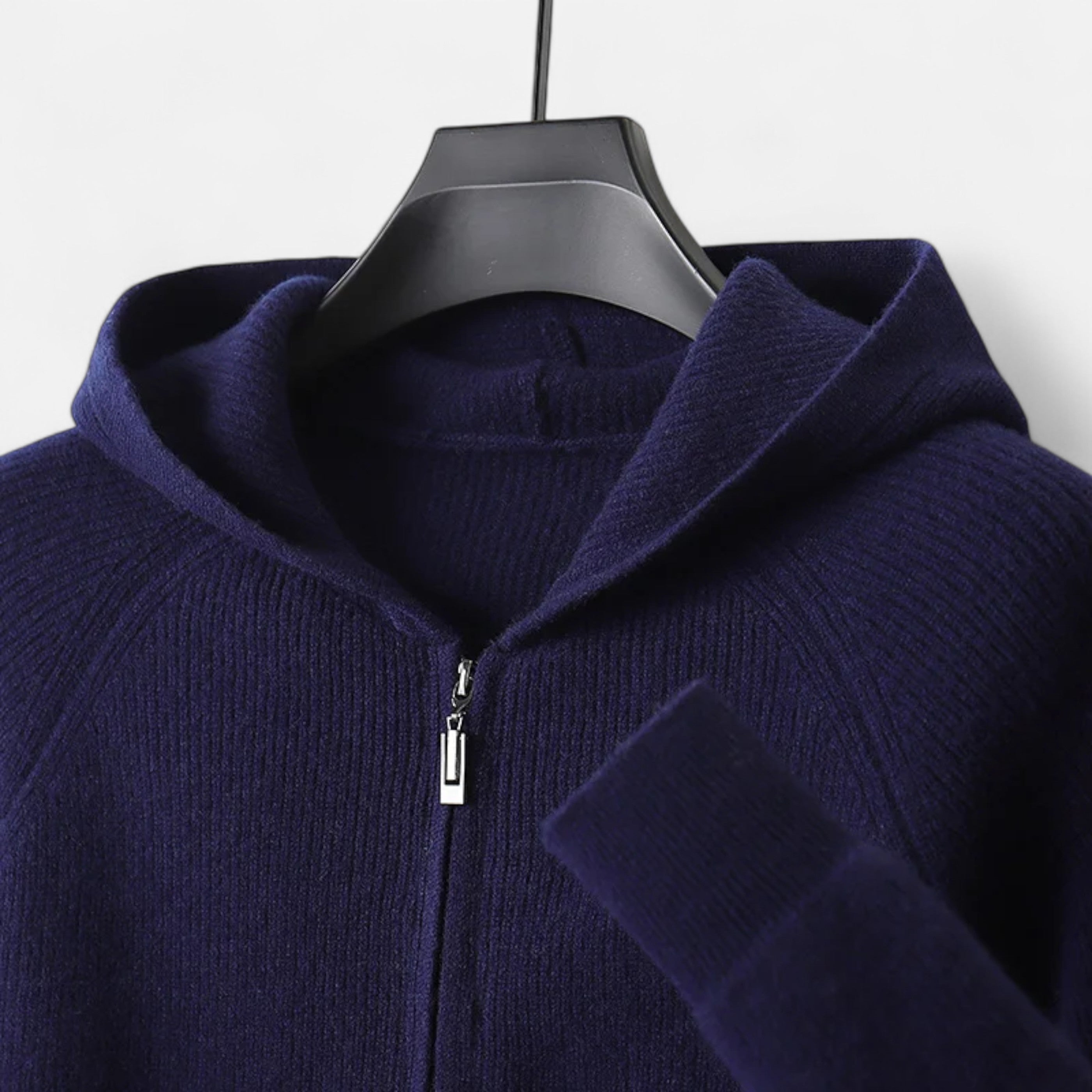 Herren Kapuzenpullover mit Reißverschluss | Warm, Raffiniert & Ideal für kalte Jahreszeiten